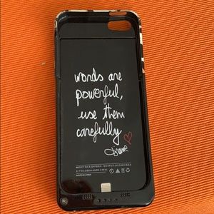 Diane Von Furstenburg charging iPhone 5/5s case